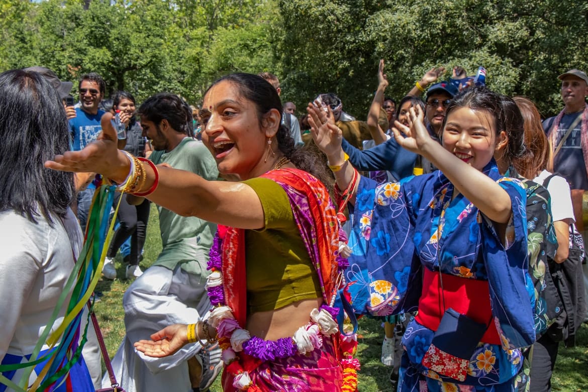 Why Cultural Diversity Makes Communities Stronger
